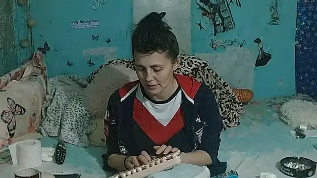 brighteyes77 Live XXX-Chat