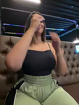 Chat XXX Live BelleLouiseVp