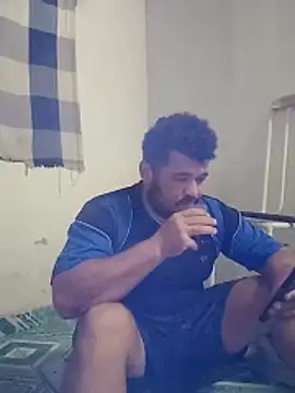 tarra122 即時 XXX 聊天