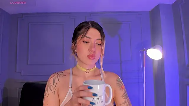 EveBensonXのライブXXXチャット