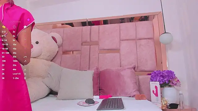 Czat XXX na żywo – emily_daarell