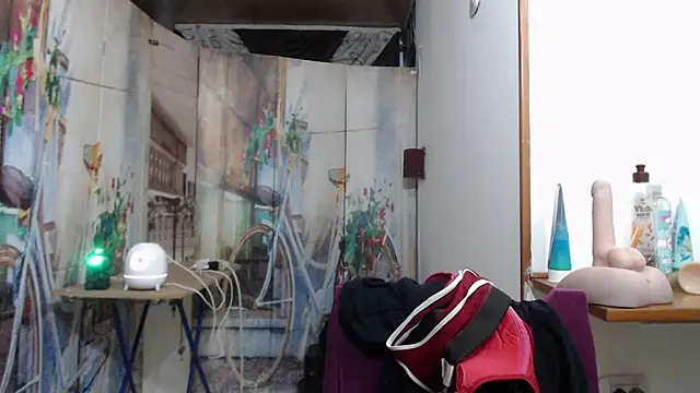 curly_greeneyed 即 時 XXX 聊天