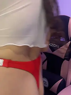 Pinkvixen69 Chat XXX in diretta