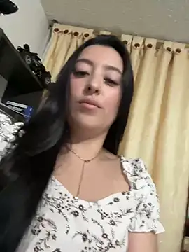 Sofhi_corolinne31 Adlı Modelin Web Kamerası Şovu