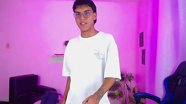 Maecum18 Adlı Modelin Web Kamerası Şovu