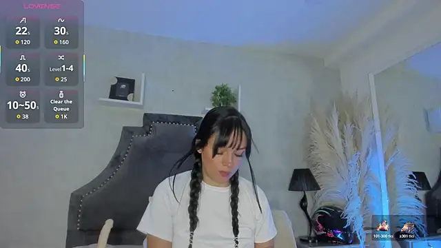 EmiliaRose_'s Live XXX Chat