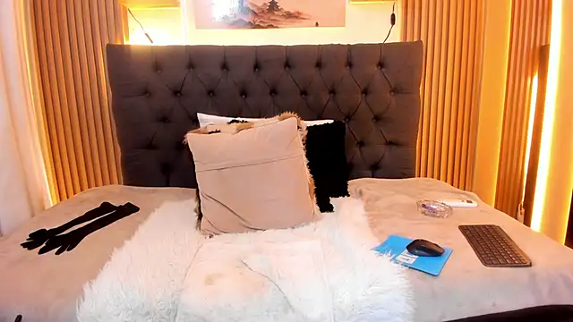 Živý XXX chat Helachavis