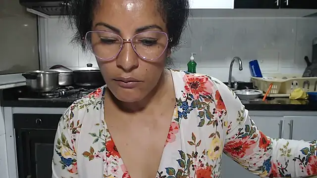 kateleyagrey's Webcam Show