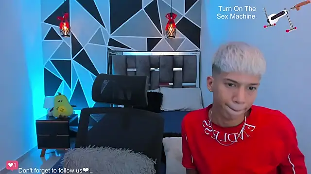 Juan_Nd_Steven's Live XXX Chat