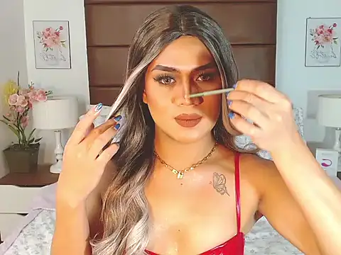 PlayfullBella 现场XXX聊天