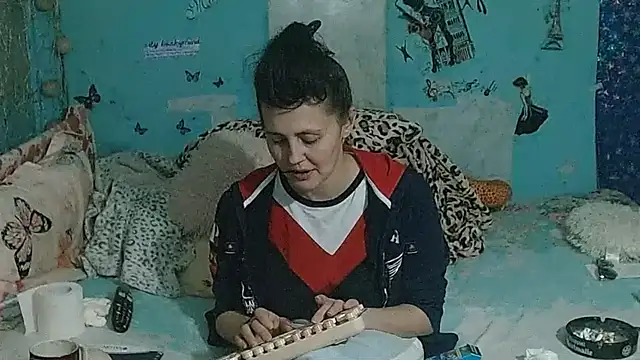 brighteyes77's Live XXX Chat