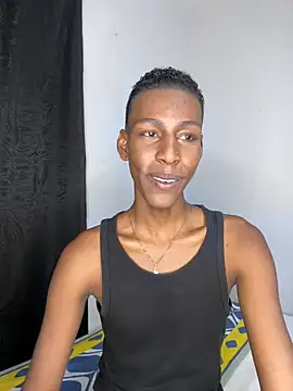 maiki18_ – Naživo XXX chat