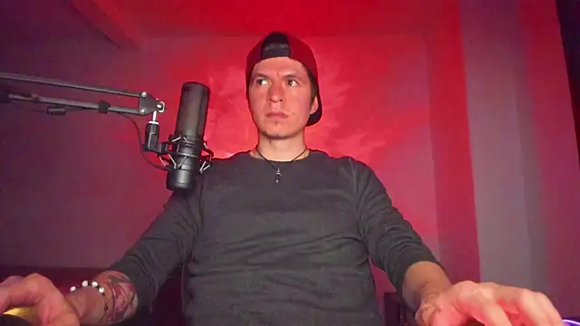 Headhunterdz 网络视讯表演