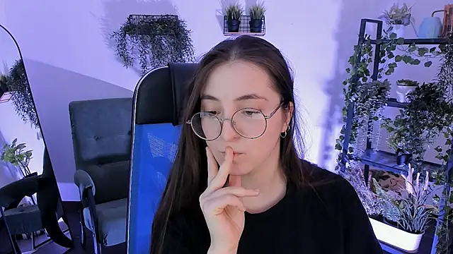 VirtuallVoyant Chat XXX in diretta