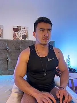 Chris_Clarck 即時 XXX 聊天