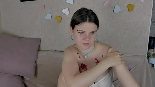 Zorianaa élő XXX-chatje