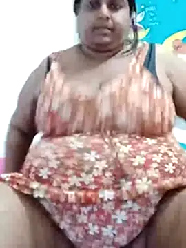 SusanaEshwar's Live XXX Chat