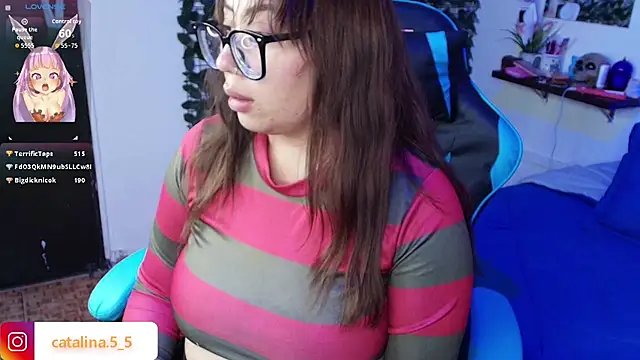 Kata_Bigboobs 网络视讯表演