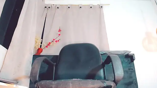 Abby_White__ Adlı Modelin Canlı XXX Sohbeti