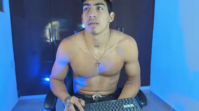 Milo_LatinBoy Live XXX-chat