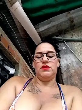 tugordita-hot Show in webcam