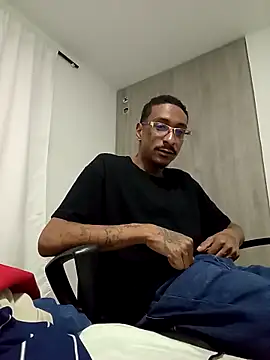 mellow_smoke লাইভ XXX চ্যাট