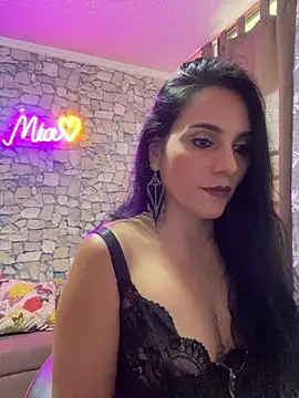 Miaswwen Live XXX chat