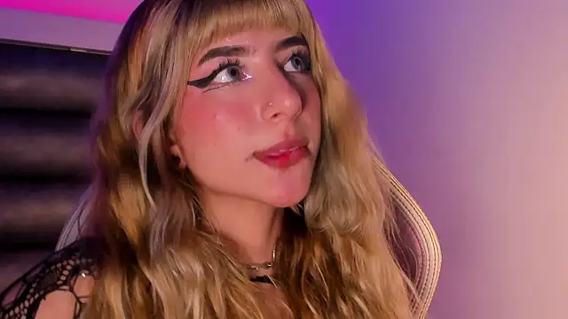 adhalee_js Live XXX-Chat