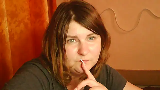 Minisstra Adlı Modelin Canlı XXX Sohbeti