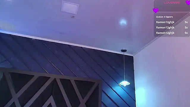 zoe_martins_: онлайн-секс-чат