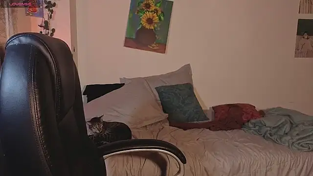 GaiaJoness live XXX chat