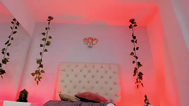 Chat +18 de Rachel-Greyy ao vivo