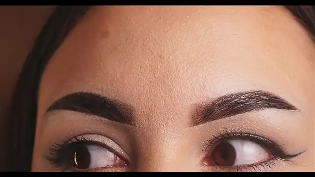 ZaraLane Adlı Modelin Canlı XXX Sohbeti