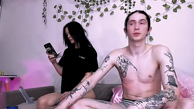 دردشة LadyTrep الجنسية المباشرة