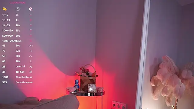 LureOfEva: онлайн-секс-чат