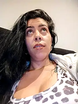Chat XXX ao vivo de Luianna
