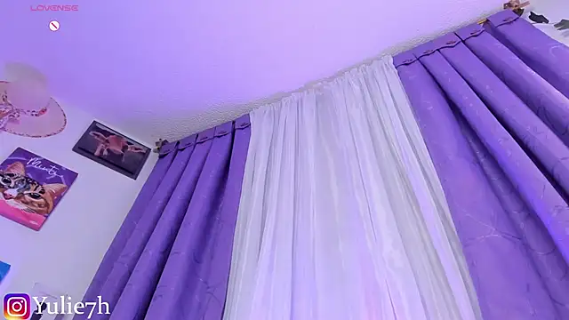 Živý XXX chat _Jessy_Moon_