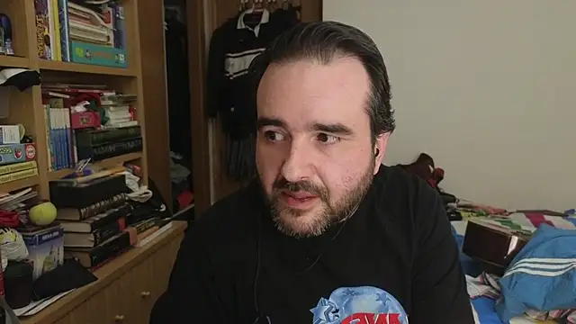 curiosillo83 Chat XXX in diretta