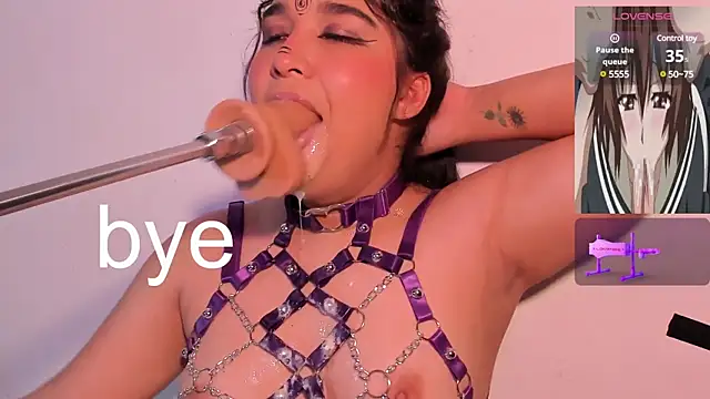 velvet_rosee_'s Live XXX Chat