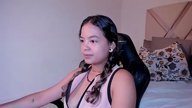 dulce_lyraa1 Chat XXX live