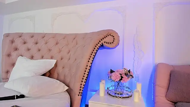 LucianaBlanco_'s Live XXX Chat