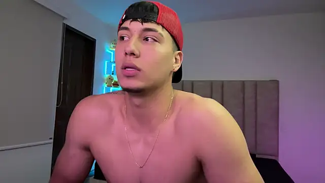 CHRIS_MORGAN1's Live XXX Chat