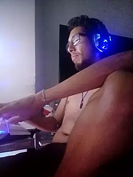 Mateusoliver7 Show in webcam