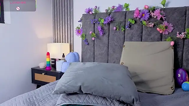 Ema_Stone65 Live XXX-Chat