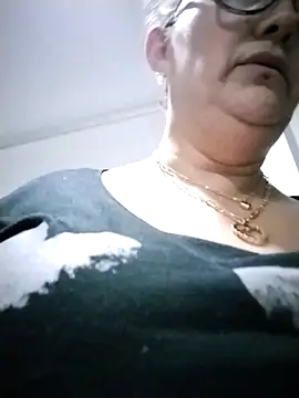 _Saraqueen's Live XXX Chat