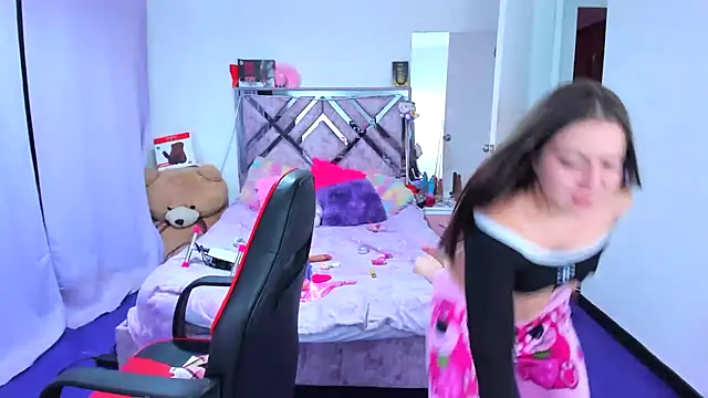 Luna_Analya Adlı Modelin Canlı XXX Sohbeti