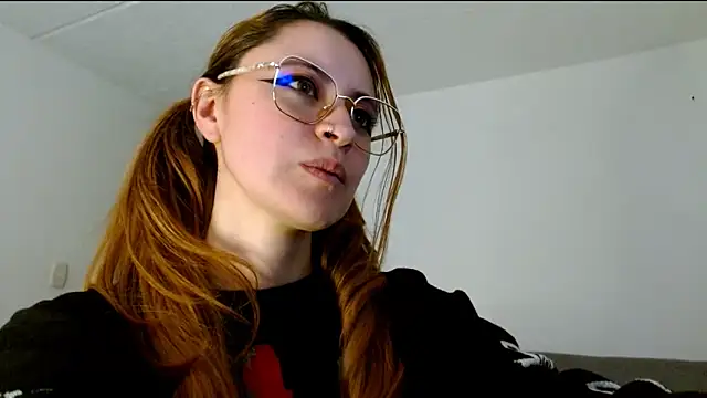 Juls_winter_ Chat XXX live