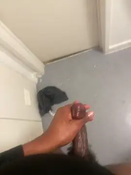 Show modela j_ratid na web-kameri