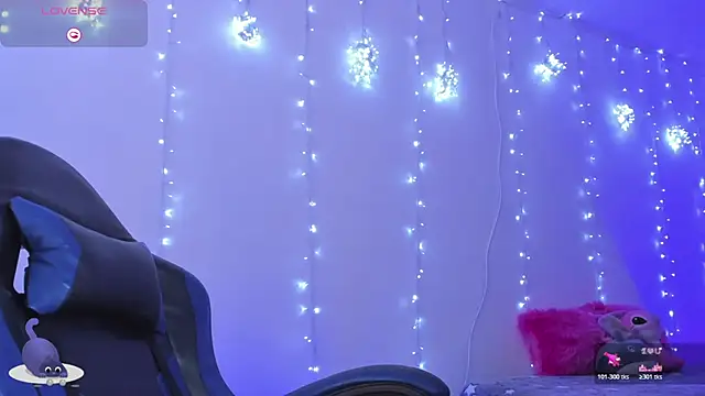 Онлайн чат XXX roseliam25