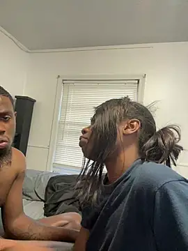 pussyeater_-'s Live XXX Chat